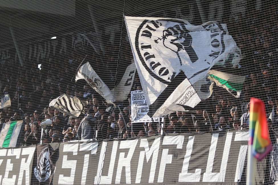 Sturm Graz - Wolfsberg
Oesterreichische Fussball Bundesliga, 13. Runde, SK Sturm Graz - Wolfsberger AC, Stadion Liebenau Graz, 31.10.2021. 

Foto zeigt Fans von Sturm
Schlüsselwörter: sturmflut