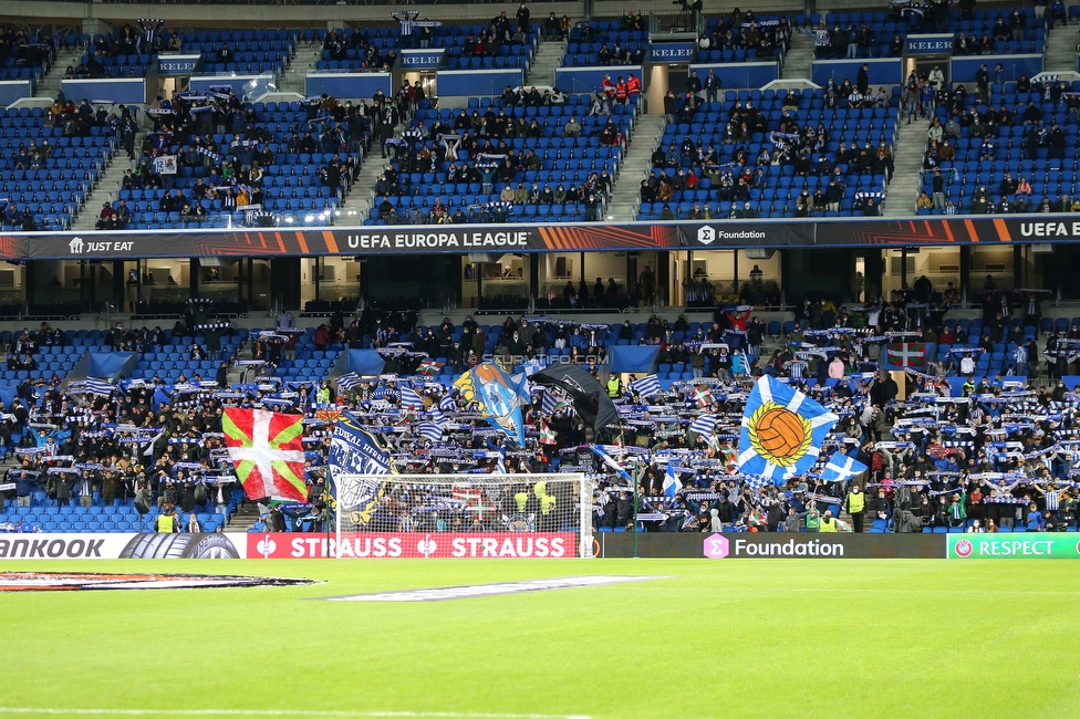 Real Sociedad - Sturm Graz
UEFA Europa League Gruppenphase 4. Spieltag, Real Sociedad - SK Sturm Graz, Reale Arena San Sebastian, 04.11.2021. 

Foto zeigt Fans von Real Sociedad
