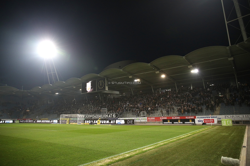 Sturm Graz - LASK
Oesterreichische Fussball Bundesliga, 15. Runde, SK Sturm Graz - LASK, Stadion Liebenau Graz, 21.11.2021. 

Foto zeigt Fans von Sturm mit einem Spruchband
Schlüsselwörter: schwoazehelfen