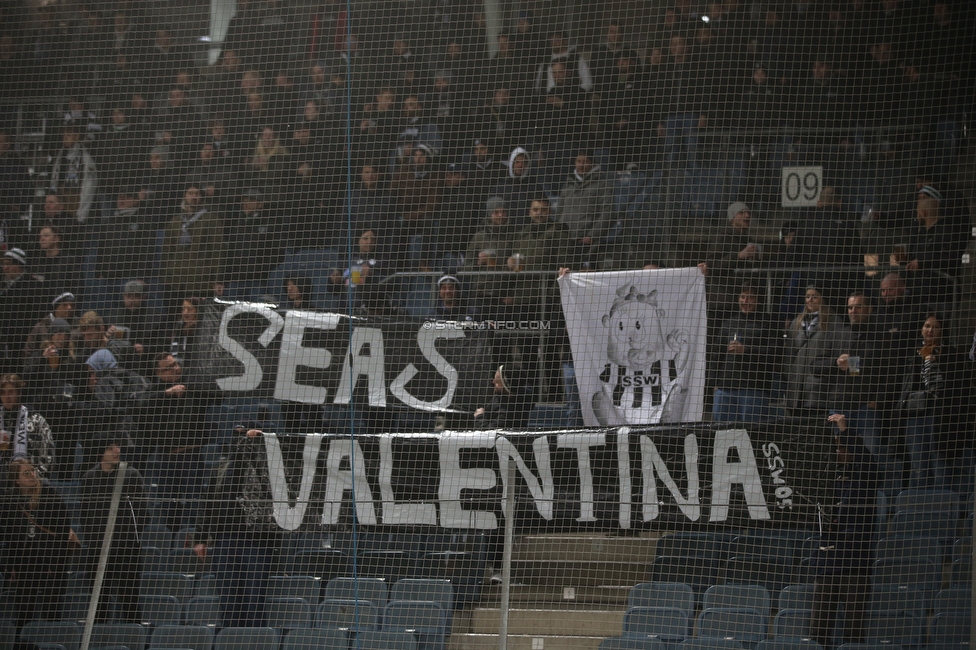 Sturm Graz - LASK
Oesterreichische Fussball Bundesliga, 15. Runde, SK Sturm Graz - LASK, Stadion Liebenau Graz, 21.11.2021. 

Foto zeigt Fans von Sturm mit einem Spruchband
Schlüsselwörter: schwarzeszenewien baby