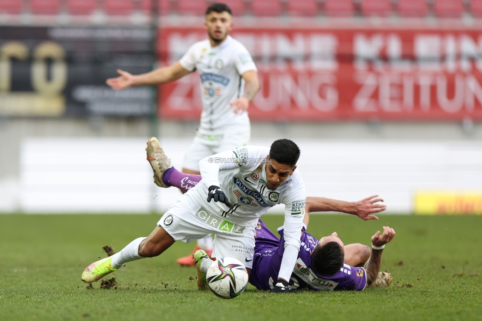 Austria Klagenfurt - Sturm Graz
Oesterreichische Fussball Bundesliga, 18. Runde, SK Austria Klagenfurt - SK Sturm Graz, Woerthersee Stadion Klagenfurt, 12.12.2021. 

Foto zeigt Manprit Sarkaria (Sturm) und Markus Pink (A. Klagenfurt)
