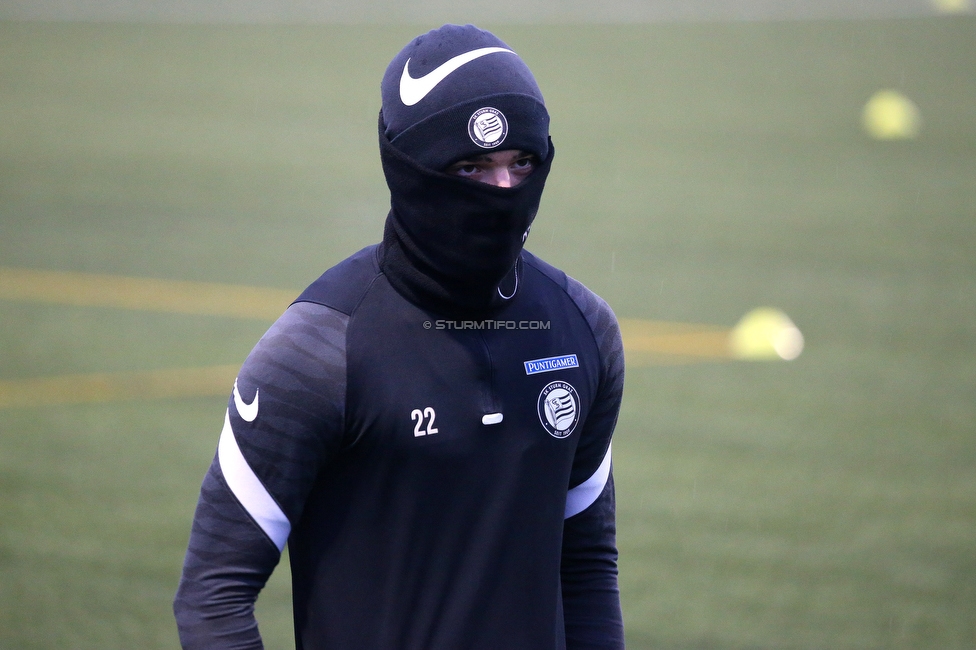 Sturm Graz Trainingsauftakt
Oesterreichische Fussball Bundesliga, SK Sturm Graz Trainingsauftakt, Trainingszentrum Messendorf, 05.01.2022. 

Foto zeigt Jusuf Gazibegovic (Sturm)
