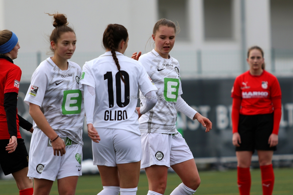 Sturm Damen - Krottendorf
Testspiel, SK Sturm Graz Damen - Wildcats Krottendorf, Trainingszentrum, 29.01.2022. 

Foto zeigt Michela Croatto (Sturm Damen), Andrea Glibo (Sturm Damen) und Lilli Purtscheller (Sturm Damen)
Schlüsselwörter: torjubel