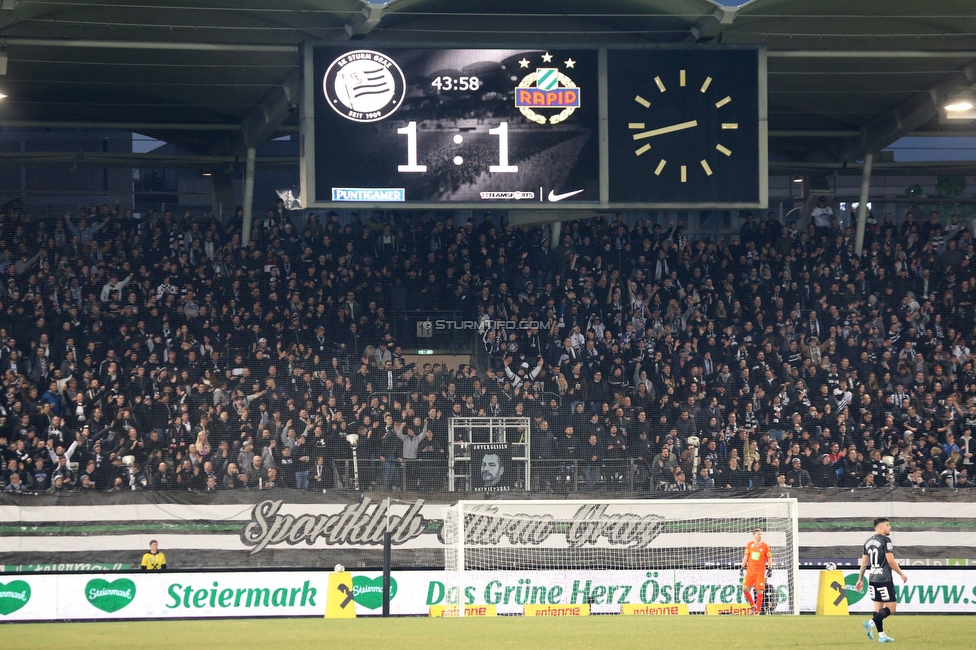 Sturm Graz - Rapid Wien
Oesterreichische Fussball Bundesliga, 20. Runde, SK Sturm Graz - SK Rapid Wien, Stadion Liebenau Graz, 20.02.2022. 

Foto zeigt Fans von Sturm
