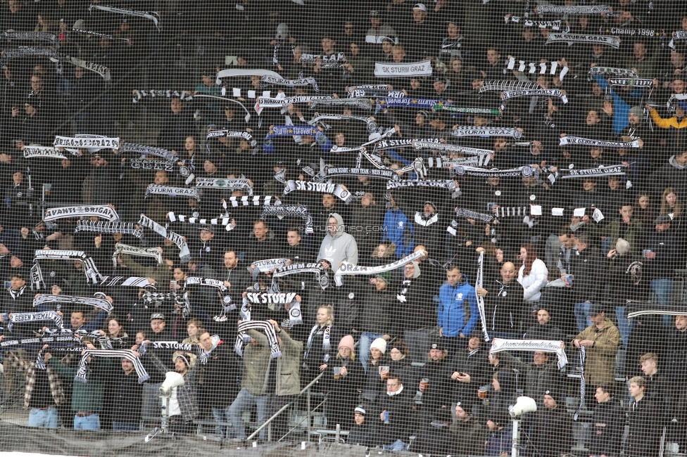 Sturm Graz - Hartberg
Oesterreichische Fussball Bundesliga, 21. Runde, SK Sturm Graz - TSV Hartberg, Stadion Liebenau Graz, 27.02.2022. 

Foto zeigt Fans von Sturm
Schlüsselwörter: schals