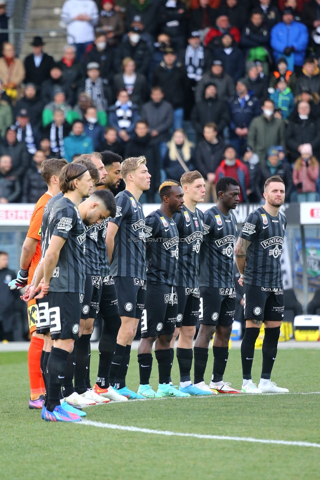 Sturm Graz - Hartberg
Oesterreichische Fussball Bundesliga, 21. Runde, SK Sturm Graz - TSV Hartberg, Stadion Liebenau Graz, 27.02.2022. 

Foto zeigt die Mannschaft von Sturm bei einer Gedenkminute fuer die Ukraine
