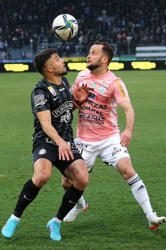 Sturm Graz - Hartberg
Oesterreichische Fussball Bundesliga, 21. Runde, SK Sturm Graz - TSV Hartberg, Stadion Liebenau Graz, 27.02.2022. 

Foto zeigt Jusuf Gazibegovic (Sturm) und Christian Klem (Hartberg)
