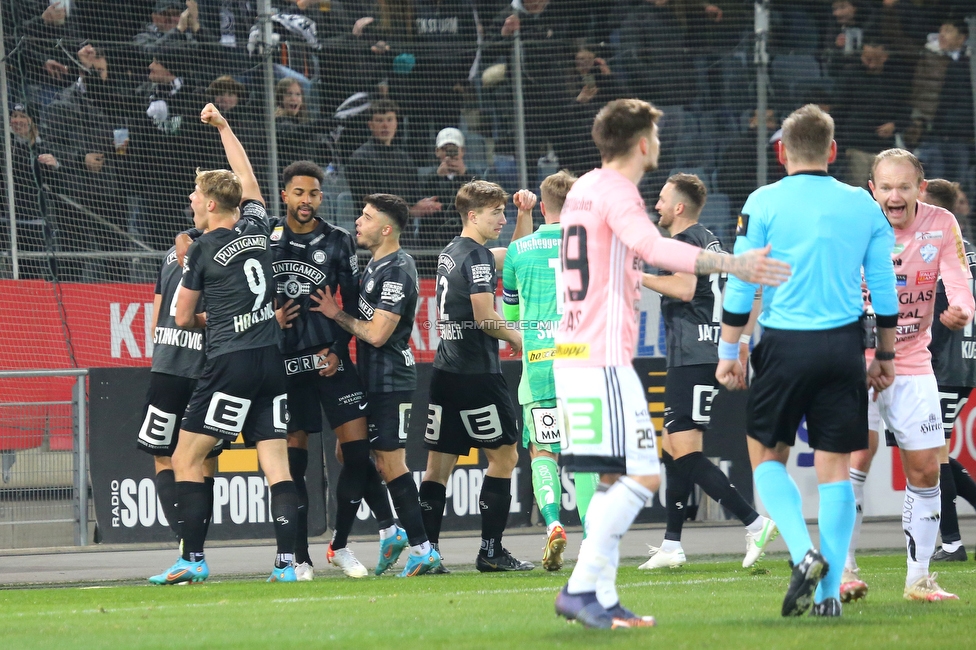 Sturm Graz - Hartberg
Oesterreichische Fussball Bundesliga, 21. Runde, SK Sturm Graz - TSV Hartberg, Stadion Liebenau Graz, 27.02.2022. 

Foto zeigt Rasmus Hoejlund (Sturm), Gregory Wuethrich (Sturm) und Jusuf Gazibegovic (Sturm)
Schlüsselwörter: torjubel