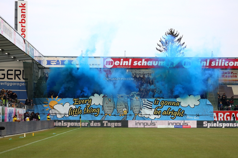 Ried - Sturm Graz
Oesterreichische Fussball Bundesliga, 22. Runde, SV Ried - SK Sturm Graz, Arena Ried, 06.03.2022. 

Foto zeigt Fans von Sturm mit einer Choreografie
Schlüsselwörter: pyrotechnik