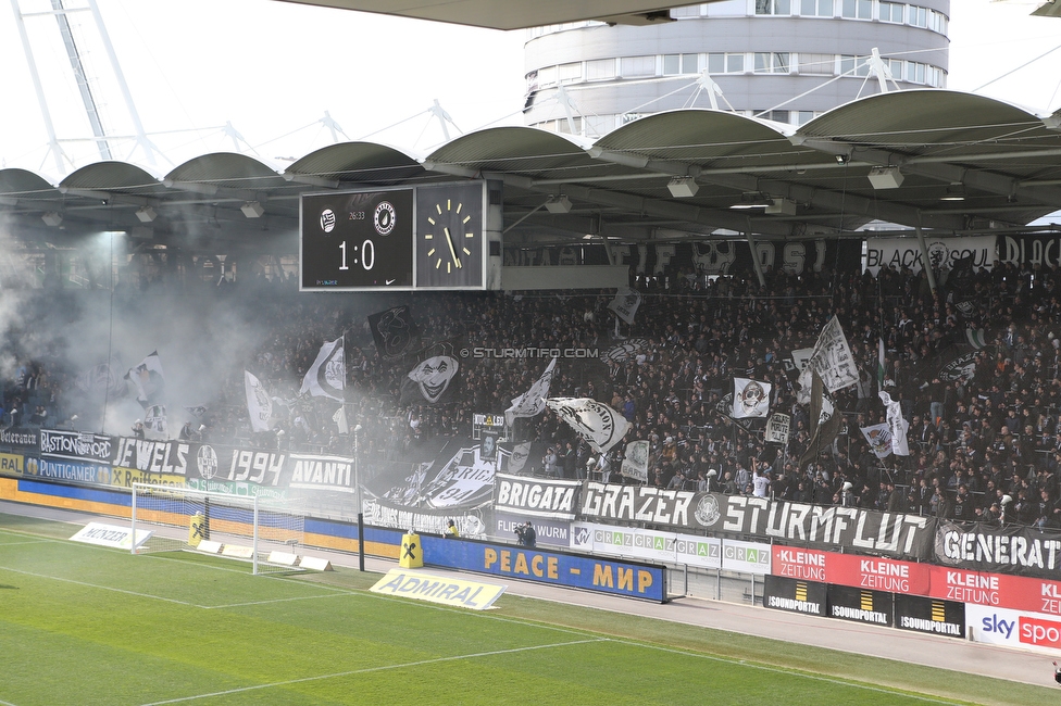 Sturm Graz - Klagenfurt
Oesterreichische Fussball Bundesliga, 24. Runde, SK Sturm Graz - SK Austria Klagenfurt, Stadion Liebenau Graz, 20.03.2022. 

Foto zeigt Fans von Sturm
Schlüsselwörter: pyrotechnik