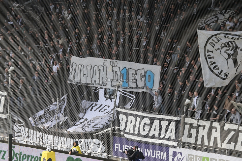 Sturm Graz - Klagenfurt
Oesterreichische Fussball Bundesliga, 24. Runde, SK Sturm Graz - SK Austria Klagenfurt, Stadion Liebenau Graz, 20.03.2022. 

Foto zeigt Fans von Sturm mit einem Spruchband
Schlüsselwörter: baby brigata