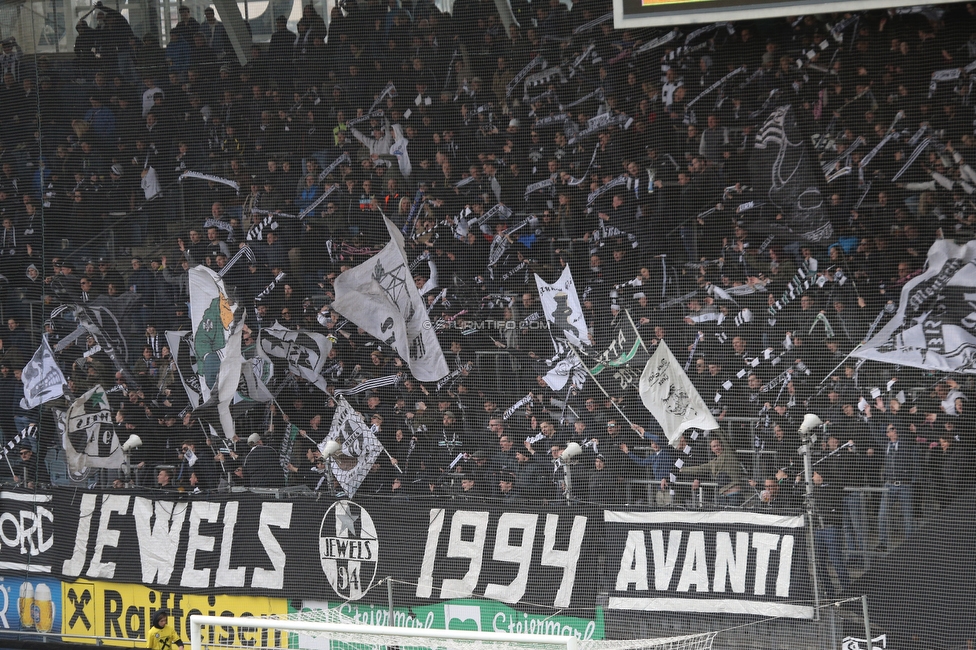 Sturm Graz - Klagenfurt
Oesterreichische Fussball Bundesliga, 24. Runde, SK Sturm Graz - SK Austria Klagenfurt, Stadion Liebenau Graz, 20.03.2022. 

Foto zeigt Fans von Sturm
Schlüsselwörter: schals jewels