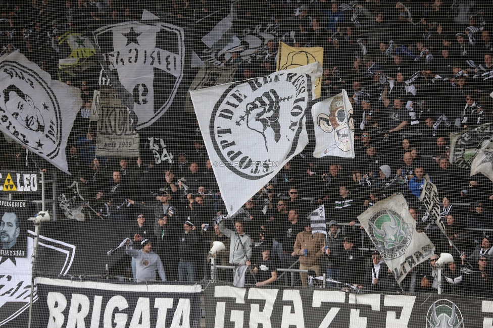 Sturm Graz - Klagenfurt
Oesterreichische Fussball Bundesliga, 24. Runde, SK Sturm Graz - SK Austria Klagenfurt, Stadion Liebenau Graz, 20.03.2022. 

Foto zeigt Fans von Sturm
Schlüsselwörter: brigata