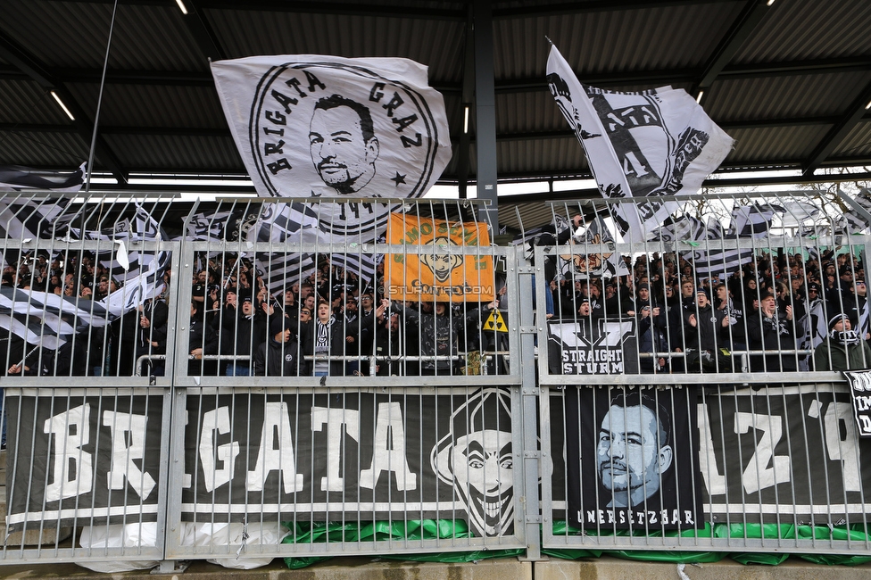 Wolfsberg - Sturm Graz
Oesterreichische Fussball Bundesliga, 25 Runde, Wolfsberger AC - SK Sturm Graz, Lavanttal Arena Wolfsberg, 03.04.2022. 

Foto zeigt Fans von Sturm
Schlüsselwörter: brigata