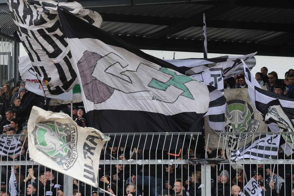 Wolfsberg - Sturm Graz
Oesterreichische Fussball Bundesliga, 25 Runde, Wolfsberger AC - SK Sturm Graz, Lavanttal Arena Wolfsberg, 03.04.2022. 

Foto zeigt Fans von Sturm
Schlüsselwörter: generationchaos