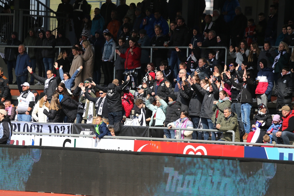 Wolfsberg - Sturm Graz
Oesterreichische Fussball Bundesliga, 25 Runde, Wolfsberger AC - SK Sturm Graz, Lavanttal Arena Wolfsberg, 03.04.2022. 

Foto zeigt Fans von Wolfsberg
