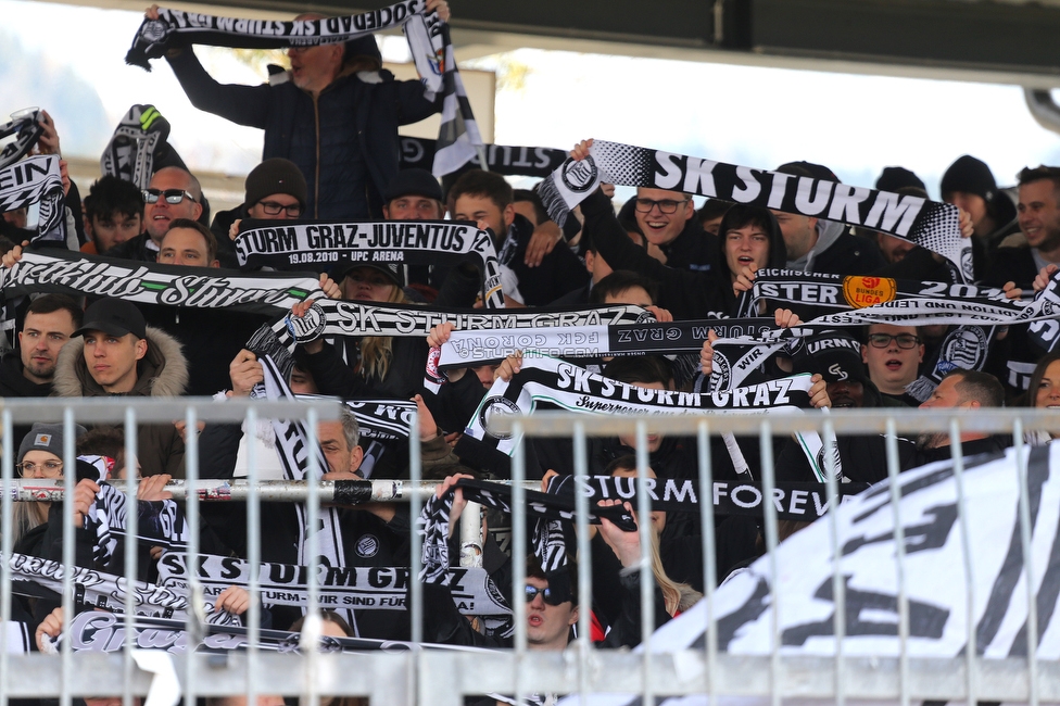 Wolfsberg - Sturm Graz
Oesterreichische Fussball Bundesliga, 25 Runde, Wolfsberger AC - SK Sturm Graz, Lavanttal Arena Wolfsberg, 03.04.2022. 

Foto zeigt Fans von Sturm
Schlüsselwörter: schals