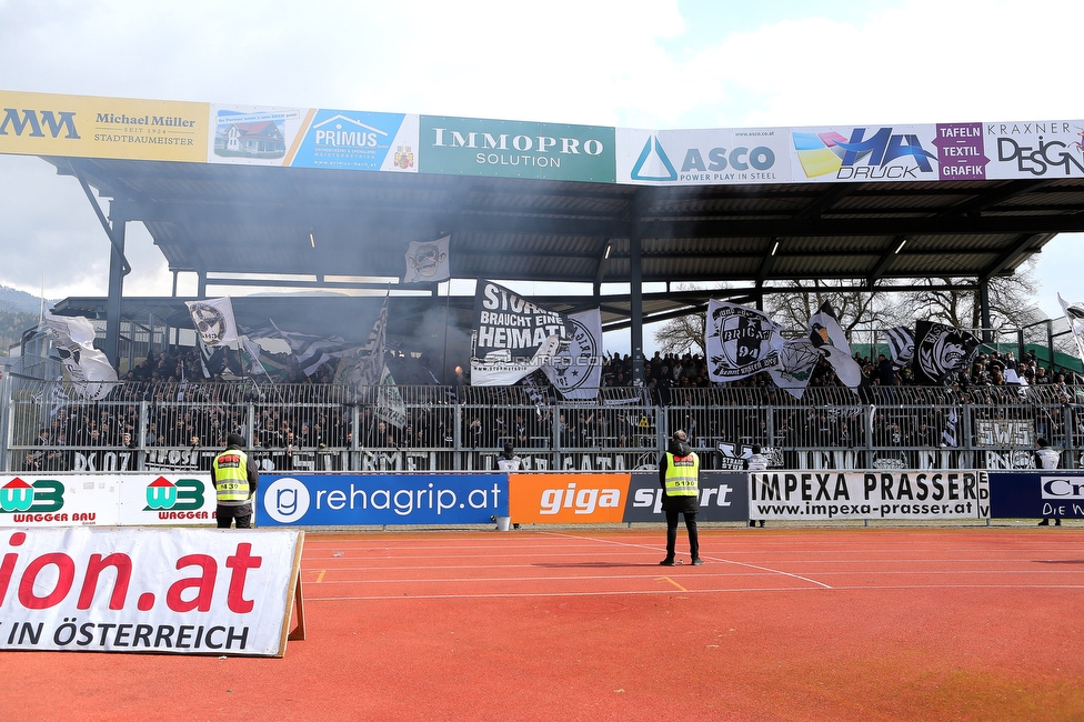 Wolfsberg - Sturm Graz
Oesterreichische Fussball Bundesliga, 25 Runde, Wolfsberger AC - SK Sturm Graz, Lavanttal Arena Wolfsberg, 03.04.2022. 

Foto zeigt Fans von Sturm
