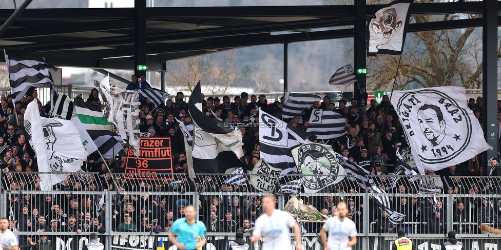 Wolfsberg - Sturm Graz
Oesterreichische Fussball Bundesliga, 25 Runde, Wolfsberger AC - SK Sturm Graz, Lavanttal Arena Wolfsberg, 03.04.2022. 

Foto zeigt Fans von Sturm
