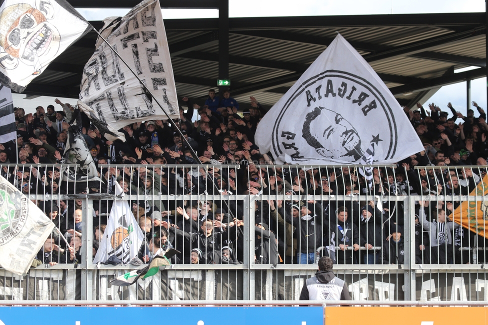 Wolfsberg - Sturm Graz
Oesterreichische Fussball Bundesliga, 25 Runde, Wolfsberger AC - SK Sturm Graz, Lavanttal Arena Wolfsberg, 03.04.2022. 

Foto zeigt Fans von Sturm
