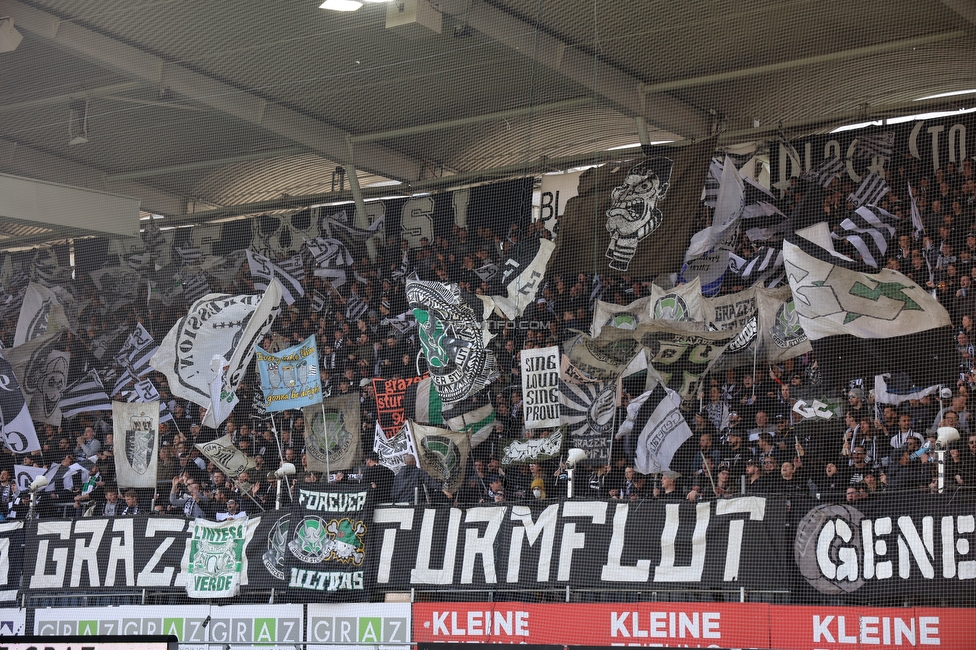 Sturm Graz - Austria Wien
Oesterreichische Fussball Bundesliga, 26. Runde, SK Sturm Graz - FK Austria Wien, Stadion Liebenau Graz, 10.04.2022. 

Foto zeigt Fans von Sturm
Schlüsselwörter: sturmflut