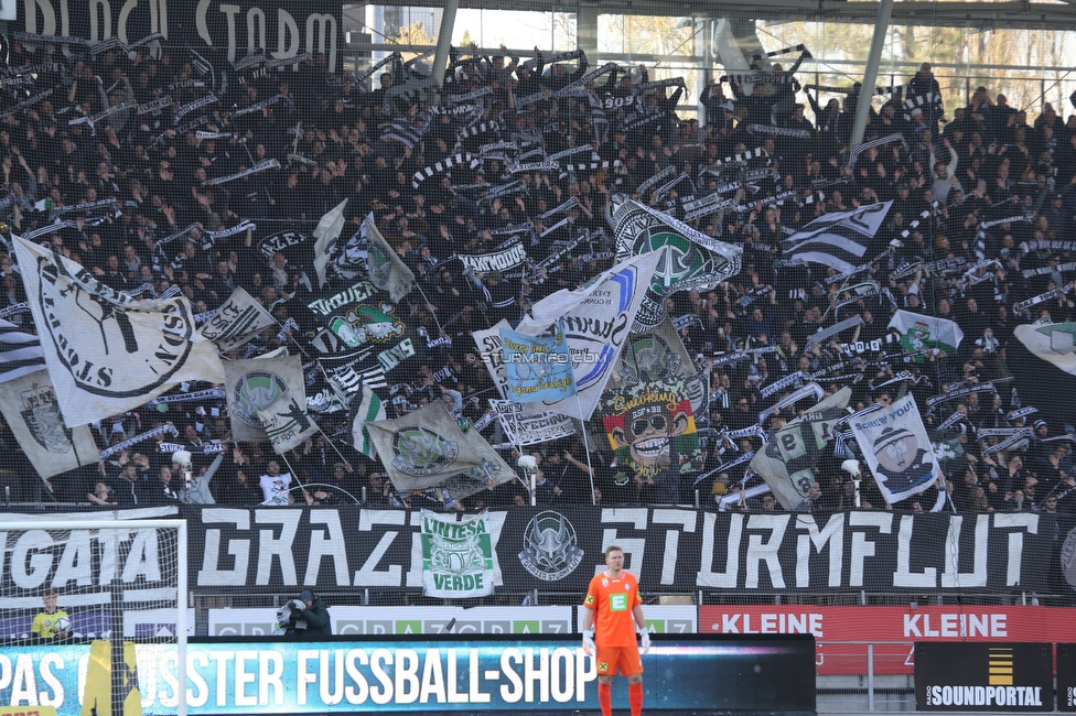 Sturm Graz - Austria Wien
Oesterreichische Fussball Bundesliga, 26. Runde, SK Sturm Graz - FK Austria Wien, Stadion Liebenau Graz, 10.04.2022. 

Foto zeigt Fans von Sturm
Schlüsselwörter: schals sturmflut