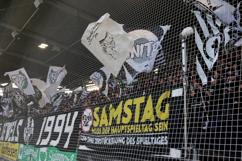 Sturm Graz - Austria Wien
Oesterreichische Fussball Bundesliga, 26. Runde, SK Sturm Graz - FK Austria Wien, Stadion Liebenau Graz, 10.04.2022. 

Foto zeigt Fans von Sturm mit einem Spruchband
Schlüsselwörter: protest