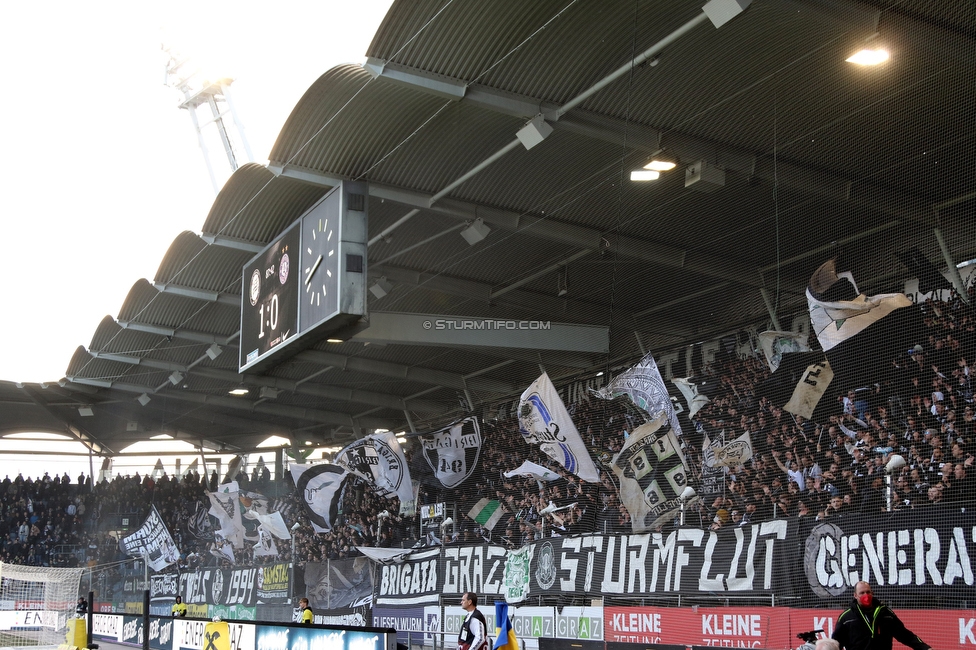 Sturm Graz - Austria Wien
Oesterreichische Fussball Bundesliga, 26. Runde, SK Sturm Graz - FK Austria Wien, Stadion Liebenau Graz, 10.04.2022. 

Foto zeigt Fans von Sturm
