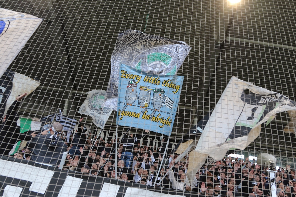 Sturm Graz - Austria Wien
Oesterreichische Fussball Bundesliga, 26. Runde, SK Sturm Graz - FK Austria Wien, Stadion Liebenau Graz, 10.04.2022. 

Foto zeigt Fans von Sturm
Schlüsselwörter: sturmflut