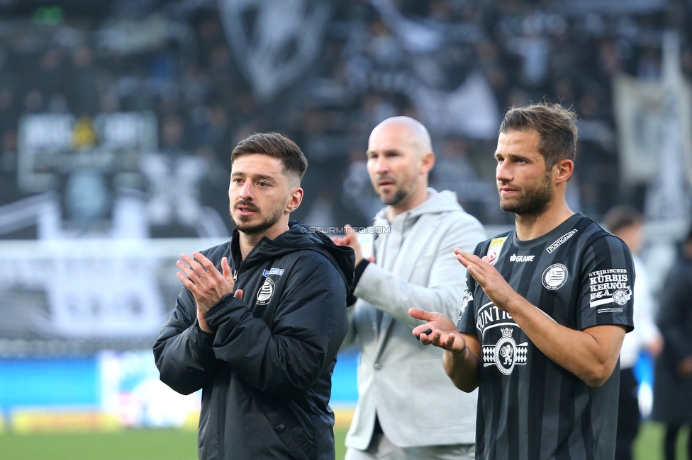 Sturm Graz - Austria Wien
Oesterreichische Fussball Bundesliga, 26. Runde, SK Sturm Graz - FK Austria Wien, Stadion Liebenau Graz, 10.04.2022. 

Foto zeigt Rasmus Hoejlund (Sturm), Christian Ilzer (Cheftrainer Sturm) und Jon Gorenc-Stankovic (Sturm)
Schlüsselwörter: schals