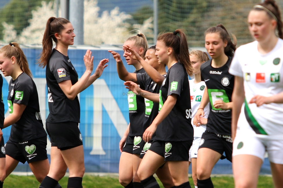 Sturm Damen - Innsbruck Frauen
OEFB Frauen Bundesliga, 13. Runde, SK Sturm Graz Damen - FC Wacker Innsbruck Frauen, Trainingszentrum Messendorf, Graz, 14.04.2022. 

Foto zeigt Anna Malle (Sturm Damen), Marie-Yasmine Alidou (Sturm Damen), Annabel Schasching (Sturm Damen) und Stefanie Grossgasteiger (Sturm Damen)
Schlüsselwörter: torjubel