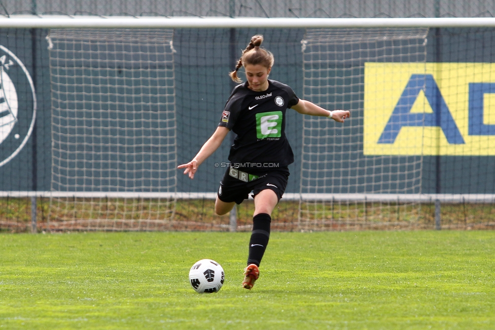 Sturm Damen - Innsbruck Frauen
OEFB Frauen Bundesliga, 13. Runde, SK Sturm Graz Damen - FC Wacker Innsbruck Frauen, Trainingszentrum Messendorf, Graz, 14.04.2022. 

Foto zeigt Julia Magerl (Sturm Damen)
