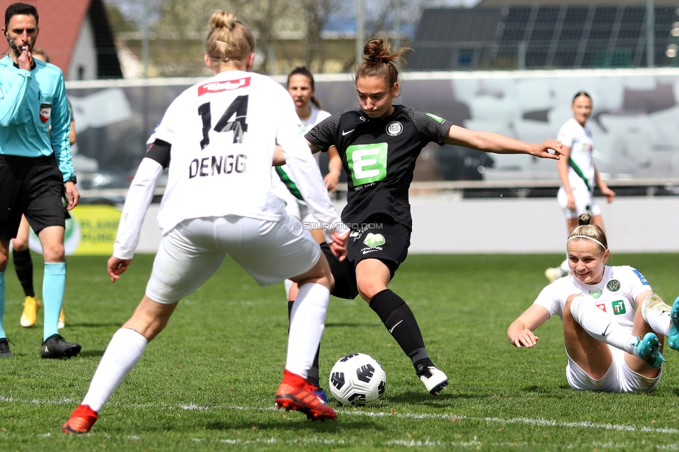 Sturm Damen - Innsbruck Frauen
OEFB Frauen Bundesliga, 13. Runde, SK Sturm Graz Damen - FC Wacker Innsbruck Frauen, Trainingszentrum Messendorf, Graz, 14.04.2022. 

Foto zeigt Michela Croatto (Sturm Damen)
