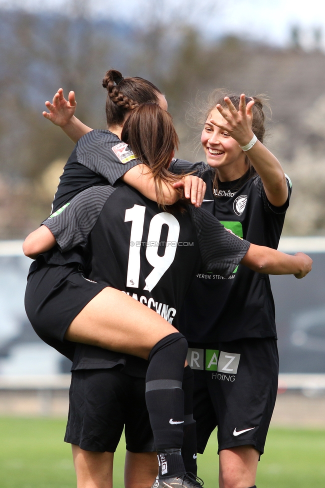 Sturm Damen - Innsbruck Frauen
OEFB Frauen Bundesliga, 13. Runde, SK Sturm Graz Damen - FC Wacker Innsbruck Frauen, Trainingszentrum Messendorf, Graz, 14.04.2022. 

Foto zeigt Annabel Schasching (Sturm Damen), Andrea Glibo (Sturm Damen) und Julia Magerl (Sturm Damen)
Schlüsselwörter: torjubel