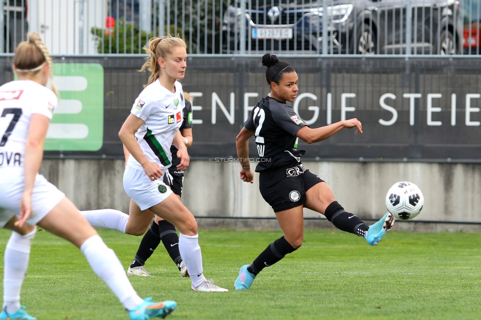 Sturm Damen - Innsbruck Frauen
OEFB Frauen Bundesliga, 13. Runde, SK Sturm Graz Damen - FC Wacker Innsbruck Frauen, Trainingszentrum Messendorf, Graz, 14.04.2022. 

Foto zeigt Marie-Yasmine Alidou (Sturm Damen)
