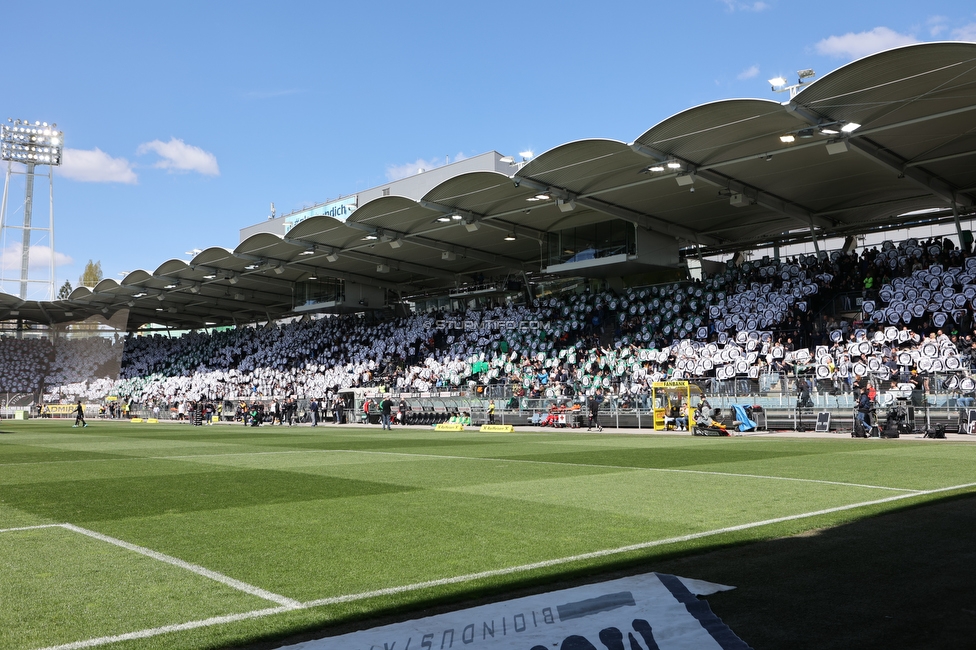 Sturm Graz - Rapid Wien
Oesterreichische Fussball Bundesliga, 27. Runde, SK Sturm Graz - SK Rapid Wien, Stadion Liebenau Graz, 17.04.2022. 

Foto zeigt Fans von Sturm mit einer Choreografie
