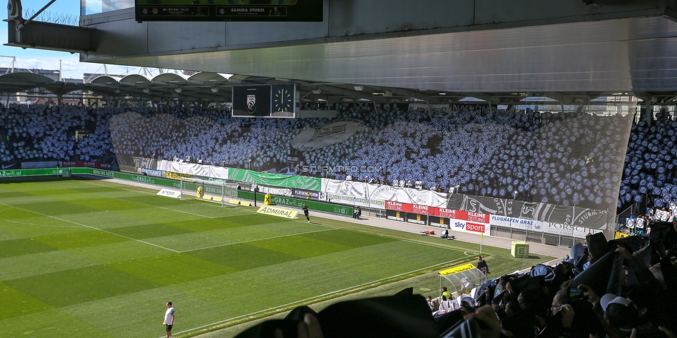 Sturm Graz - Rapid Wien
Oesterreichische Fussball Bundesliga, 27. Runde, SK Sturm Graz - SK Rapid Wien, Stadion Liebenau Graz, 17.04.2022. 

Foto zeigt Fans von Sturm mit einer Choreografie
