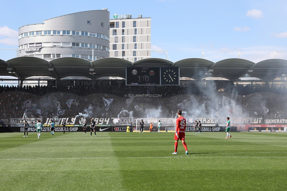 Sturm Graz - Rapid Wien
Oesterreichische Fussball Bundesliga, 27. Runde, SK Sturm Graz - SK Rapid Wien, Stadion Liebenau Graz, 17.04.2022. 

Foto zeigt Fans von Sturm
Schlüsselwörter: pyrotechnik