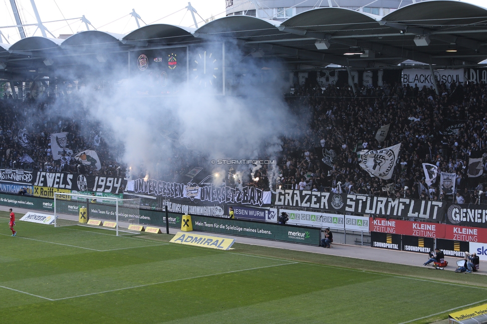 Sturm Graz - Rapid Wien
Oesterreichische Fussball Bundesliga, 27. Runde, SK Sturm Graz - SK Rapid Wien, Stadion Liebenau Graz, 17.04.2022. 

Foto zeigt Fans von Sturm mit einem Spruchband
Schlüsselwörter: brigata pyrotechnik