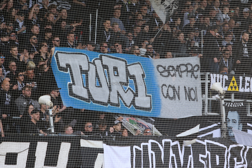 Sturm Graz - Rapid Wien
Oesterreichische Fussball Bundesliga, 27. Runde, SK Sturm Graz - SK Rapid Wien, Stadion Liebenau Graz, 17.04.2022. 

Foto zeigt Fans von Sturm mit einem Spruchband
Schlüsselwörter: brigata