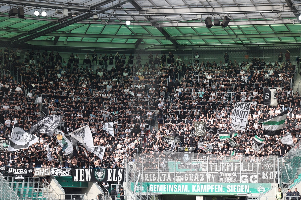 Rapid Wien - Sturm Graz
Oesterreichische Fussball Bundesliga, 28. Runde, SK Rapid Wien - SK Sturm Graz, Weststadion Wien, 24.04.2022. 

Foto zeigt Fans von Sturm
