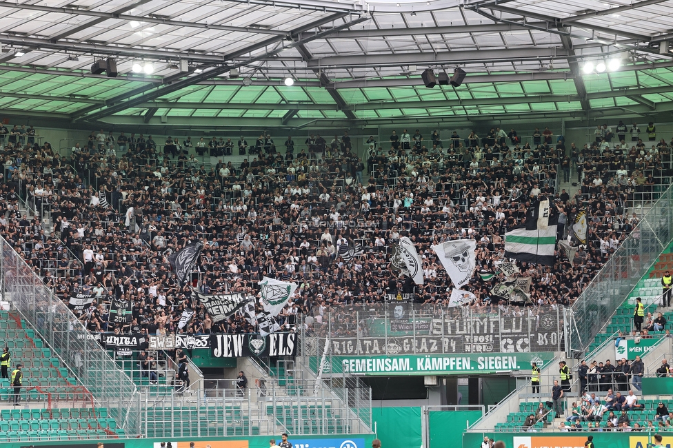 Rapid Wien - Sturm Graz
Oesterreichische Fussball Bundesliga, 28. Runde, SK Rapid Wien - SK Sturm Graz, Weststadion Wien, 24.04.2022. 

Foto zeigt Fans von Sturm
