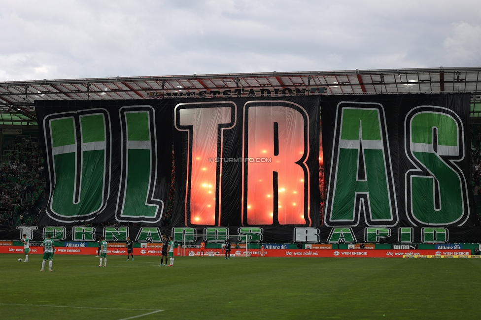 Rapid Wien - Sturm Graz
Oesterreichische Fussball Bundesliga, 28. Runde, SK Rapid Wien - SK Sturm Graz, Weststadion Wien, 24.04.2022. 

Foto zeigt Fans von Rapid mit einer Choreografie
