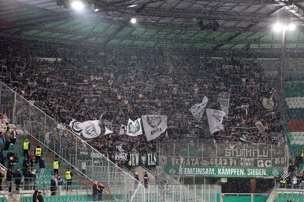 Rapid Wien - Sturm Graz
Oesterreichische Fussball Bundesliga, 28. Runde, SK Rapid Wien - SK Sturm Graz, Weststadion Wien, 24.04.2022. 

Foto zeigt Fans von Sturm
