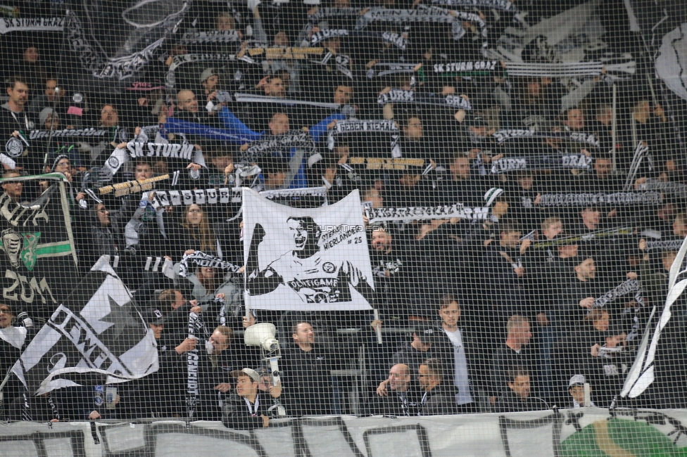 Sturm Graz - RB Salzburg
Oesterreichische Fussball Bundesliga, 29. Runde, SK Sturm Graz - FC RB Salzburg, Stadion Liebenau Graz, 27.04.2022. 

Foto zeigt Fans von Sturm
Schlüsselwörter: schals