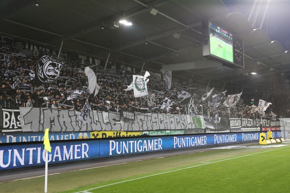 Sturm Graz - RB Salzburg
Oesterreichische Fussball Bundesliga, 29. Runde, SK Sturm Graz - FC RB Salzburg, Stadion Liebenau Graz, 27.04.2022. 

Foto zeigt Fans von Sturm mit einem Spruchband
