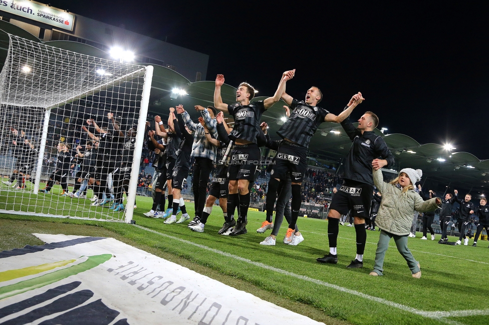 Sturm Graz - RB Salzburg
Oesterreichische Fussball Bundesliga, 29. Runde, SK Sturm Graz - FC RB Salzburg, Stadion Liebenau Graz, 27.04.2022. 

Foto zeigt die Mannschaft von Sturm
Schlüsselwörter: jubel