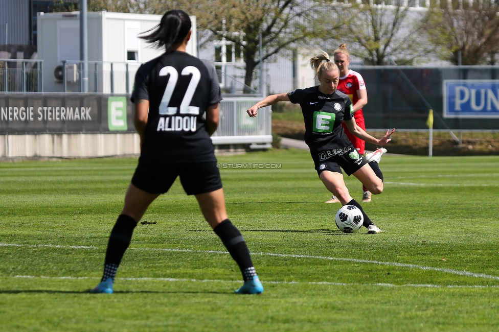 Sturm Damen - Bergheim
OEFB Frauen Bundesliga, 15. Runde, SK Sturm Graz Damen - FC Bergheim, Trainingszentrum Messendorf, Graz, 30.04.2022. 

Foto zeigt Sophie Hillebrand (Sturm Damen)
