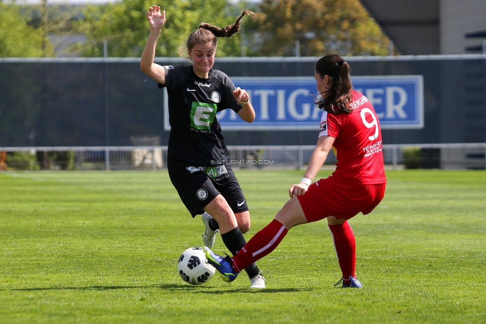 Sturm Damen - Bergheim
OEFB Frauen Bundesliga, 15. Runde, SK Sturm Graz Damen - FC Bergheim, Trainingszentrum Messendorf, Graz, 30.04.2022. 

Foto zeigt Julia Magerl (Sturm Damen)
