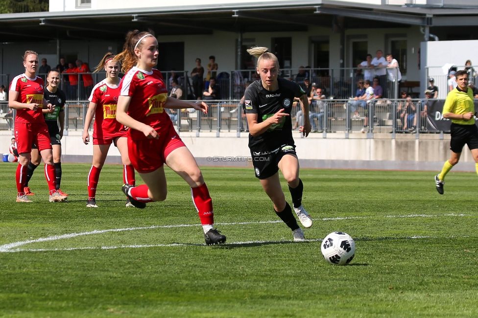 Sturm Damen - Bergheim
OEFB Frauen Bundesliga, 15. Runde, SK Sturm Graz Damen - FC Bergheim, Trainingszentrum Messendorf, Graz, 30.04.2022. 

Foto zeigt Sophie Hillebrand (Sturm Damen)
